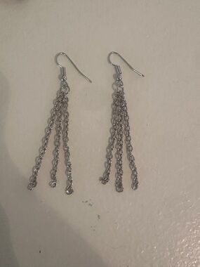 Silver Chain Tassel Drop Earrings - Women's Fashion Jewelry